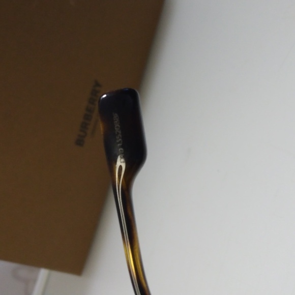 Model: B 3135' Burberry BE3135 Scott Pilot Dark Brown Sunglasses - Picture 9 of 11